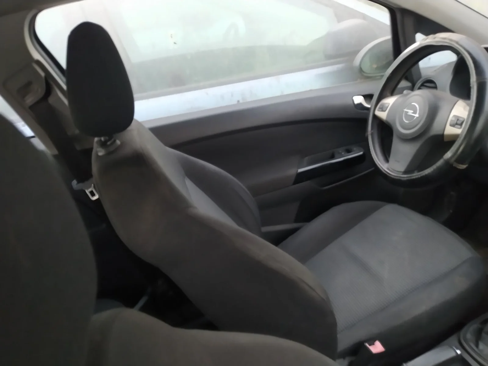 Foto de ELEVALUNAS DELANTERO IZQUIERDO OPEL CORSA D 1.2 16V CAT (Z 12 XEP / LB4) (80 CV / 59 KW) referencia 39161989