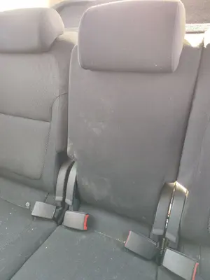 Foto de ASIENTO TRASERO MEDIO SKODA YETI (5L)(2009) 2.0 TDI (110 CV / 81 KW) foto 2