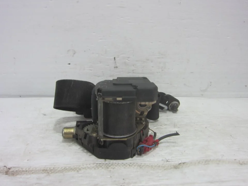 Foto de CINTURON SEGURIDAD DELANTERO IZQUIERDO SMART CITY-COUPE 0.6 Turbo CAT (54 CV / 40 KW) referencia 33003480