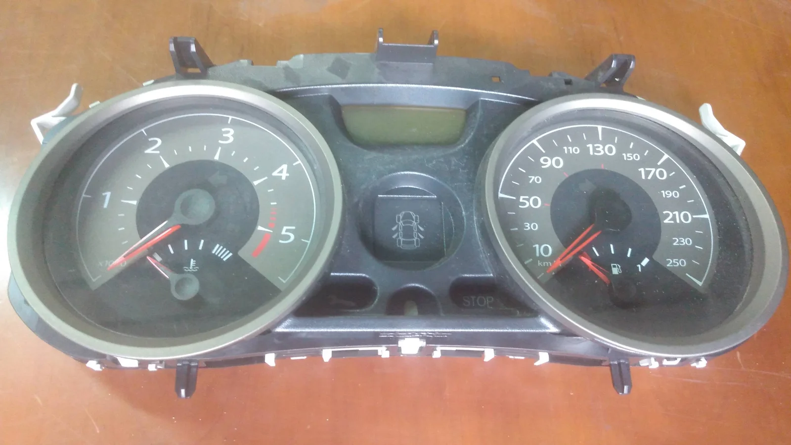 Foto de CUADRO INSTRUMENTOS RENAULT MEGANE II BERLINA 5P 1.9 dCi Diesel FAP CAT (110 CV / 81 KW) referencia 8200408787