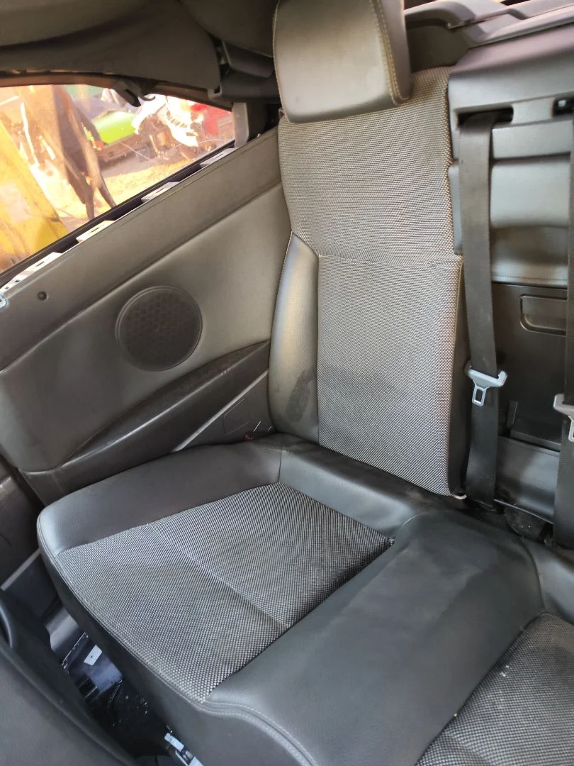 Foto de ASIENTOS TRASERO DERECHO OPEL ASTRA H TWIN TOP 1.9 16V CDTI CAT (Z 19 DTH / LRD) (150 CV / 110 KW)