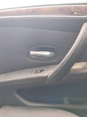 Foto de MANETA INTERIOR TRASERA IZQUIERDA BMW SERIE 5 BERLINA (E60)