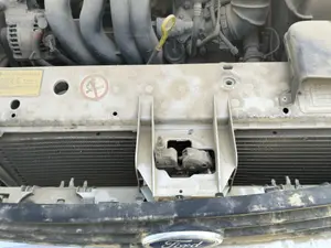 Foto de CONDENSADOR / RADIADOR  AIRE ACONDICIONADO FORD FOCUS BERLINA (CAK) 1.6 16V CAT (101 CV / 74 KW) referencia 1671708