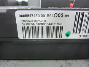Foto de NO IDENTIFICADO CITROEN C4 BERLINA 1.6 HDi FAP (112 CV / 82 KW) referencia 966554748000 foto 2