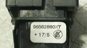 Foto de INTERRUPTOR CITROEN BERLINGO FURGÓN 1.6 16V HDi FAP (75 CV / 55 KW) referencia 96582880XT foto 4