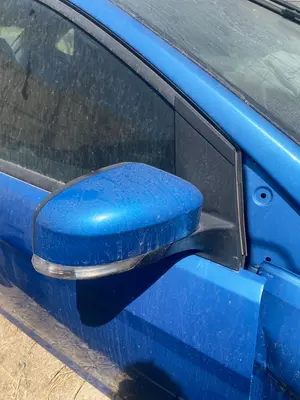 Foto de RETROVISOR DERECHO FORD FOCUS BERLINA (CB4) 1.6 TDCi CAT (90 CV / 66 KW) referencia 1728322 foto 2
