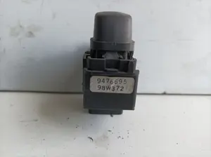 Foto de MANDO ELEVALUNAS TRASERO DERECHO VOLVO S80 BERLINA 2.5 Turbodiesel (140 CV / 103 KW) referencia 9476695 foto 3