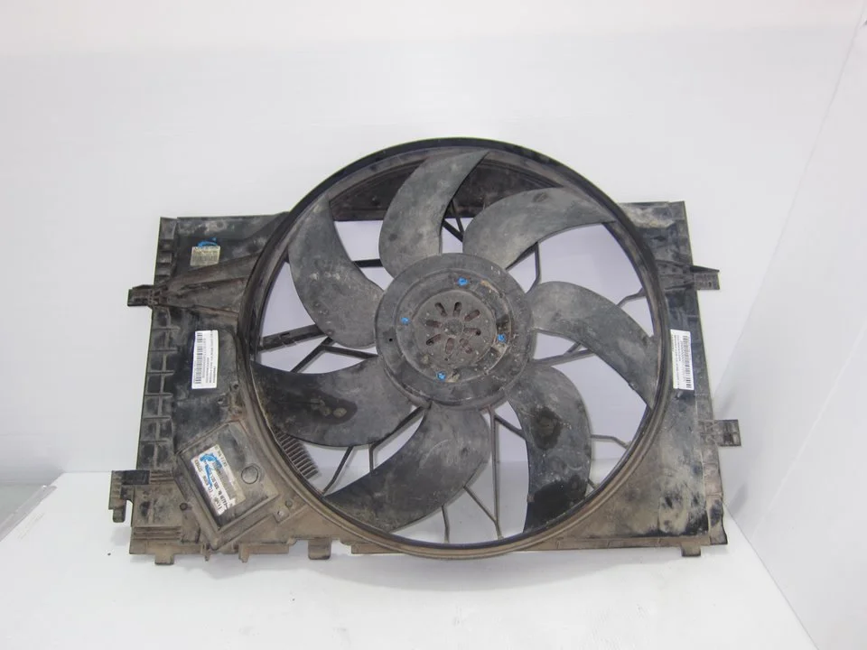 Foto de ELECTROVENTILADOR MERCEDES-BENZ CLK (BM 209) COUPE 2.7 CDI 20V CAT (170 CV / 125 KW) referencia A203500093KZ