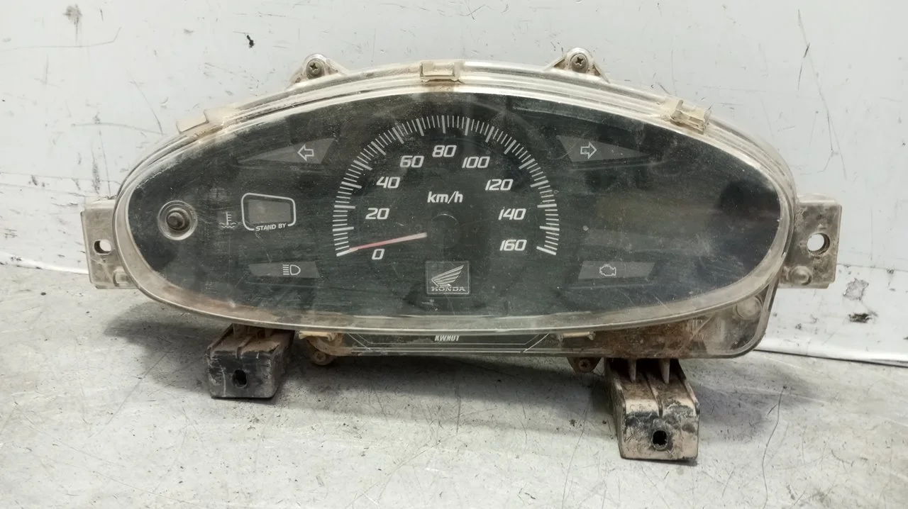 Foto de CUADRO INSTRUMENTOS HONDA PCX 125 125 cm3 - 8.6 kW (0 CV / 0 KW) referencia 37200-KWN-9012
