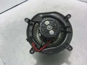 Foto de MOTOR CALEFACCION MERCEDES-BENZ CLS (BM 219) 5.0 V8 24V CAT (306 CV / 225 KW) referencia 9400973