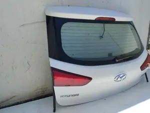 Foto de PORTON TRASERO HYUNDAI I20 (GB) 1.2 16V CAT (84 CV / 62 KW) foto 4