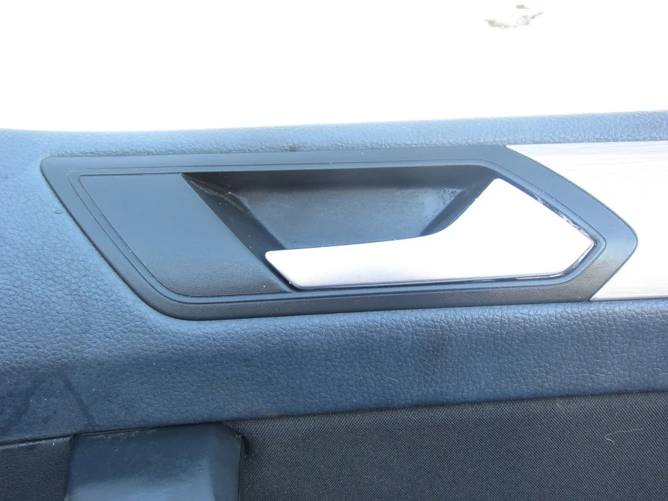 Foto de MANETA INTERIOR DELANTERA DERECHA VOLKSWAGEN TOURAN (5T1) 2.0 TDI (150 CV / 110 KW)
