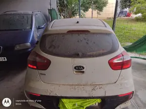 Foto de PORTON TRASERO KIA RIO (UB) 1.2 CAT (86 CV / 63 KW)