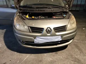 Foto de PANEL FRONTAL RENAULT SCENIC II (JM)