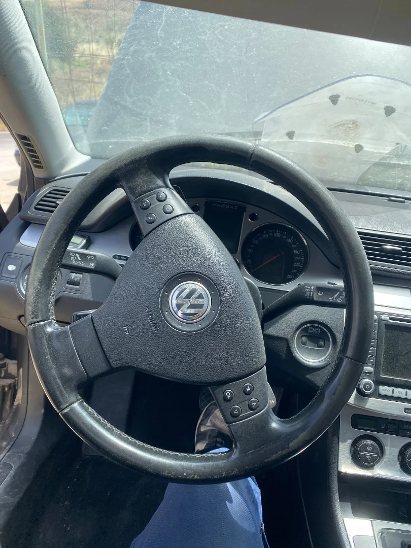 Foto de VOLANTE VOLKSWAGEN PASSAT VARIANT (3C5) 2.0 TDI DPF (170 CV / 125 KW) referencia 3C0419091AGFKZ