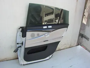 Foto de PUERTA TRASERA DERECHA BMW SERIE 5 GRAN TURISMO (F07) 3.0 24V Turbo (306 CV / 225 KW) foto 4