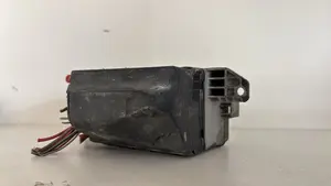 Foto de CAJA RELES / FUSIBLES MINI MINI (R56) 1.6 16V (98 CV / 72 KW) referencia 9240943-02 foto 2