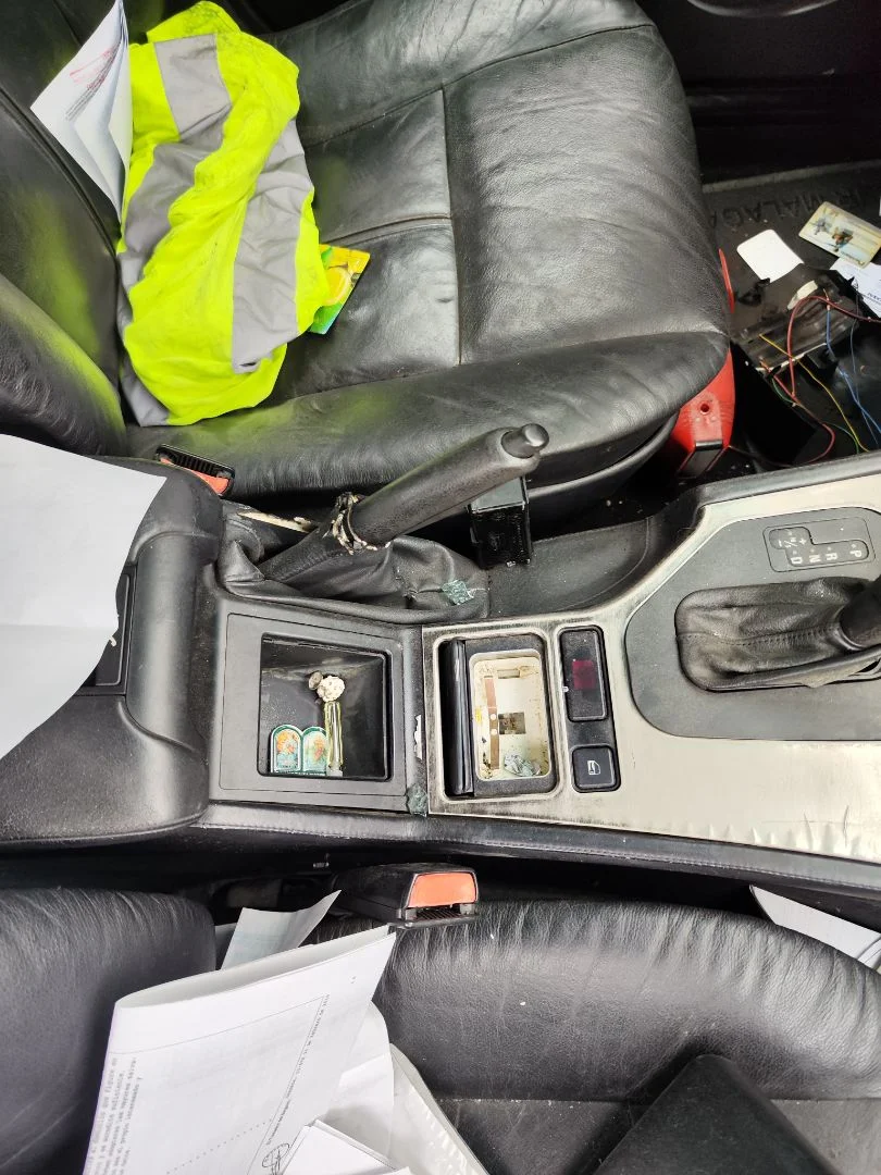 Foto de PALANCA FRENO BMW SERIE 5 BERLINA (E39) 3.0 24V Turbodiesel CAT (193 CV / 142 KW)