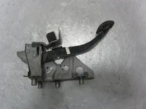 Foto de PEDAL FRENO RENAULT CLIO IV GRANDTOUR 0.9 Energy (90 CV / 66 KW) referencia 0137144 foto 2