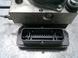 Foto de ABS OPEL CORSA C referencia 0265956292 foto 5