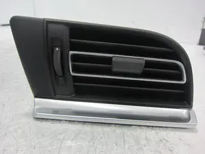 Foto de REJILLA AIREADORA PORSCHE MACAN (95BA) referencia 95B819701H