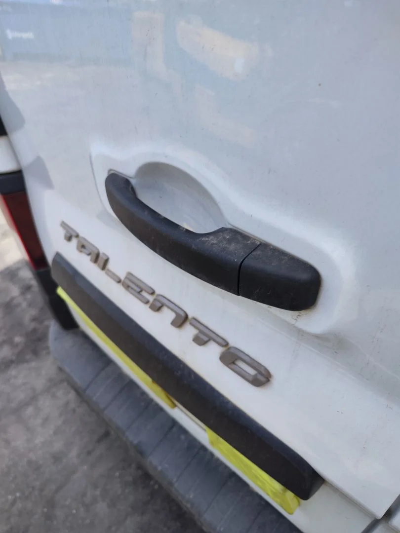 Foto de MANETA EXTERIOR MALETERO / PORTON FIAT TALENTO FURGÓN (296) 2.0 Turbodiesel Ecojet (119 CV / 88 KW)