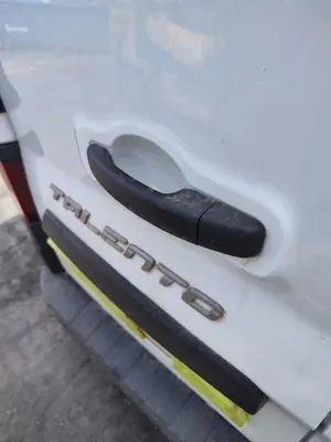 Foto de MANETA EXTERIOR MALETERO / PORTON FIAT TALENTO FURGÓN (296) 2.0 Turbodiesel Ecojet (119 CV / 88 KW)