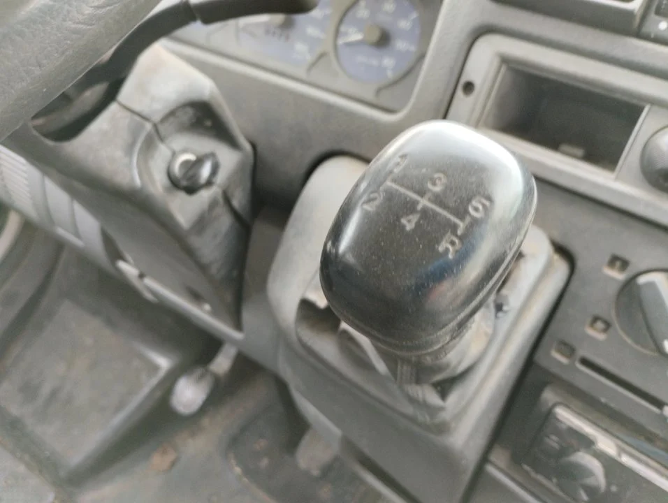 Foto de POMO PALANCA CAMBIO FIAT DUCATO II COMBI 2.8 TDI CAT (122 CV / 90 KW)