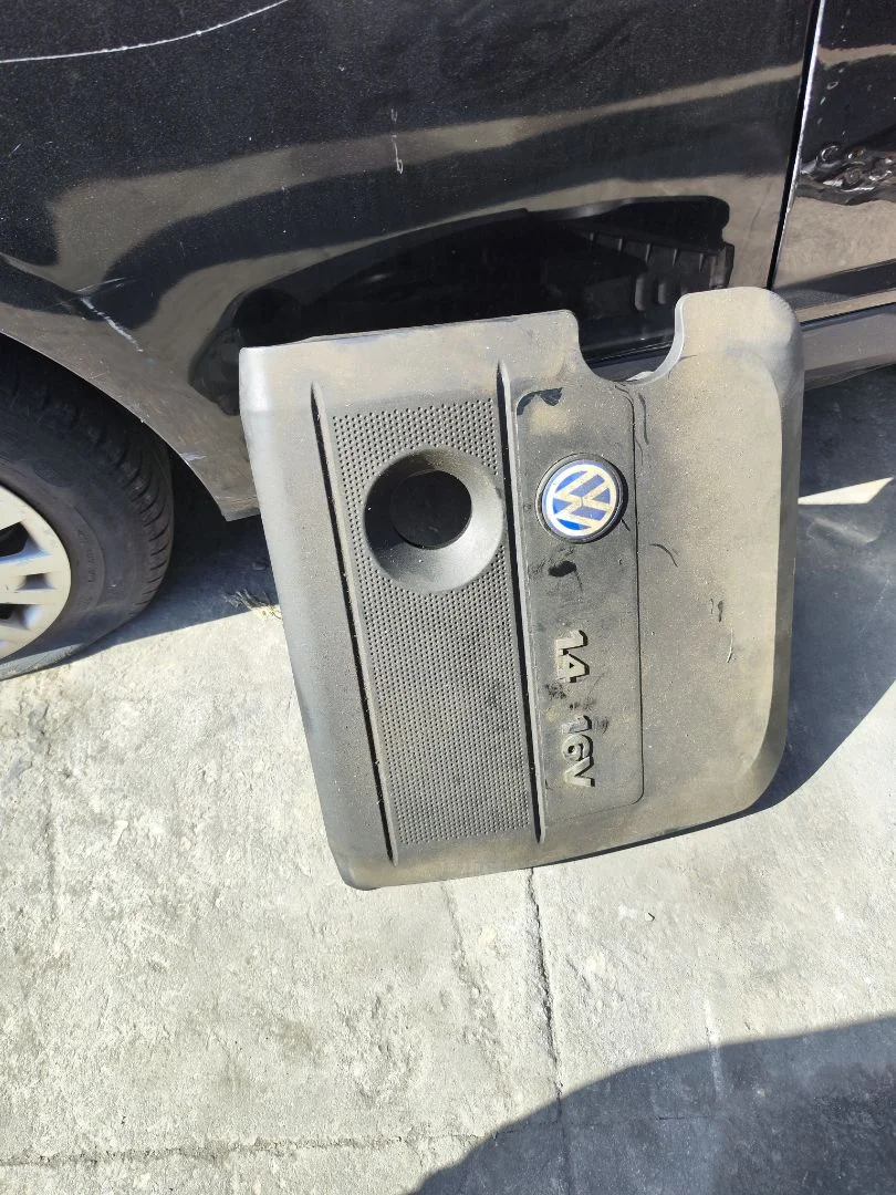 Foto de CAJA FILTRO AIRE VOLKSWAGEN POLO IV (9N1) 1.4 16V (75 CV / 55 KW) referencia 036129607CS