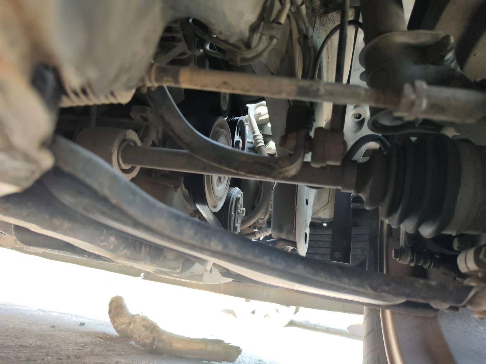 Foto de BRAZO SUSPENSION DELANTERO DERECHO OPEL COMBO (CORSA C) 1.3 16V CDTI CAT (Z 13 DT / LN9) (69 CV / 51 KW)