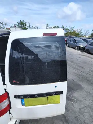 Foto de PORTON TRASERO DERECHO VOLKSWAGEN CADDY (2K)(02.2004) 1.9 TDI (BSU) (75 CV / 55 KW) foto 3