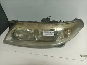 Foto de FARO IZQUIERDO RENAULT LAGUNA II GRANDTOUR (KG0) referencia 8200002845. foto 1