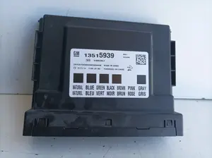Foto de MODULO ELECTRONICO OPEL CORSA E referencia 13515939