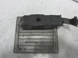 Foto de CENTRALITA MOTOR UCE MAZDA 2 BERLINA (DY) 1.4 CAT (80 CV / 59 KW) referencia 6S61-12A650-GC foto 2