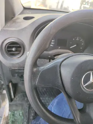Foto de VOLANTE MERCEDES-BENZ VITO FURGÓN (447) 1.6 CDI CAT (114 CV / 84 KW) referencia A0004608003 foto 3