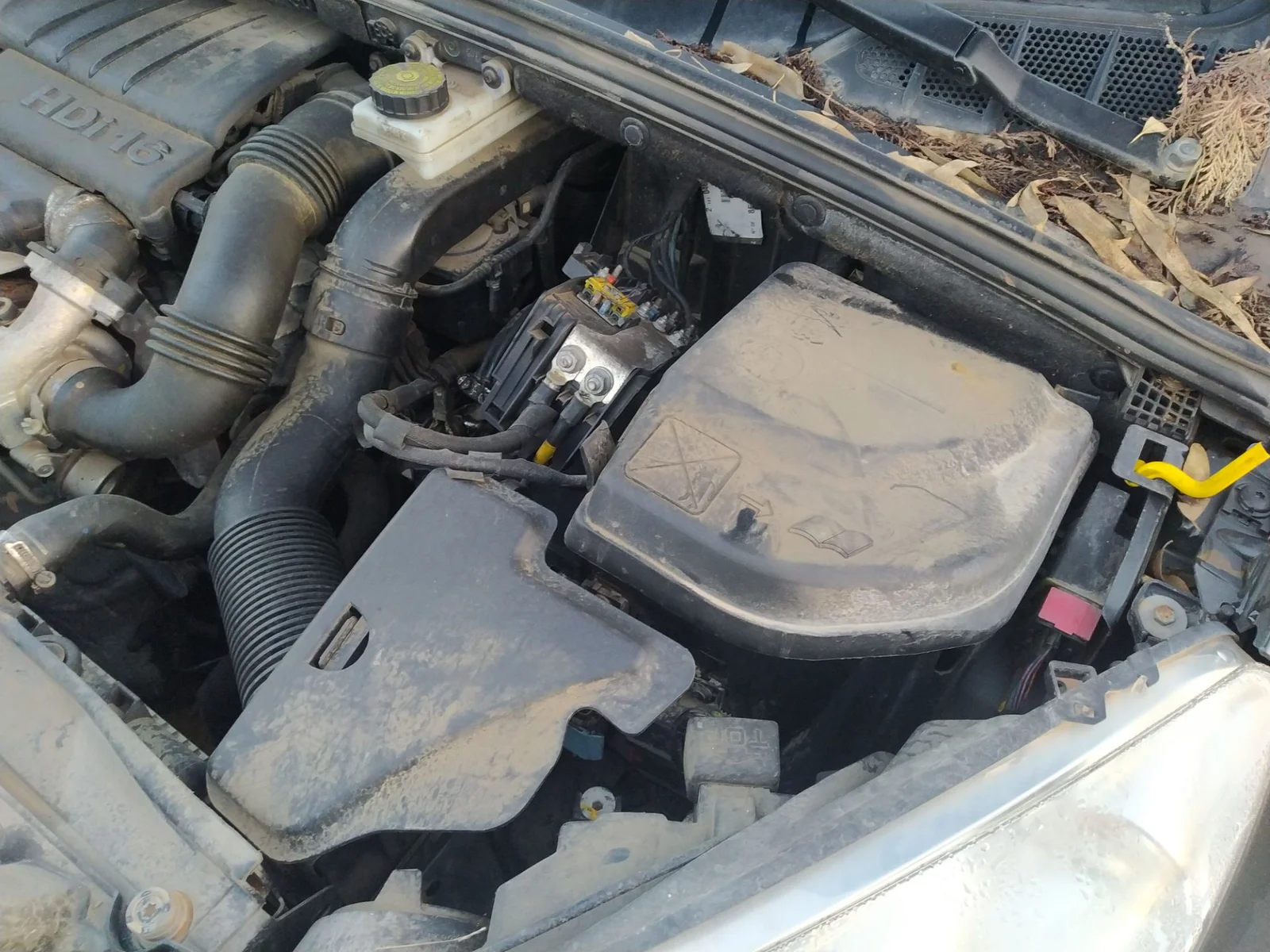Foto de CAUDALIMETRO PEUGEOT 308 1.6 16V HDi (90 CV / 66 KW) referencia 1610874680