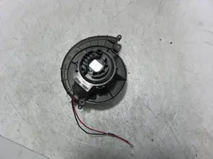 Foto de MOTOR CALEFACCION OPEL ASTRA H BERLINA 1.7 16V CDTI (101 CV / 74 KW) referencia 855601156