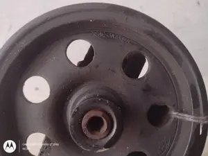 Foto de BOMBA DIRECCION FORD FOCUS BERLINA (CAK) referencia XS4E3A733AC foto 4