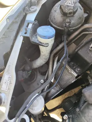 Foto de DEPOSITO LIMPIA CITROEN C4 BERLINA 1.6 16V HDi (90 CV / 66 KW) referencia 6431F8