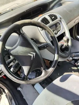 Foto de VOLANTE CITROEN XSARA PICASSO 1.6 HDi CAT (9HY / DV6TED4) (109 CV / 80 KW) foto 2