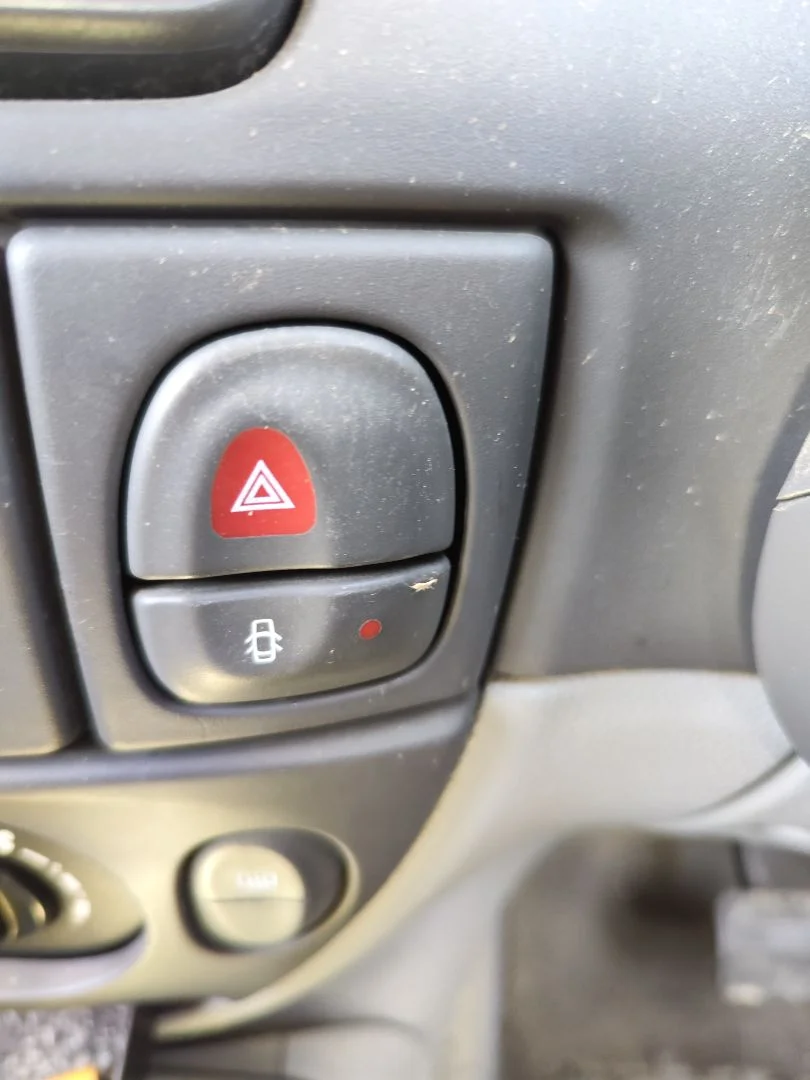 Foto de WARNING RENAULT SCENIC I (JA...) 1.4 CAT (95 CV / 70 KW)