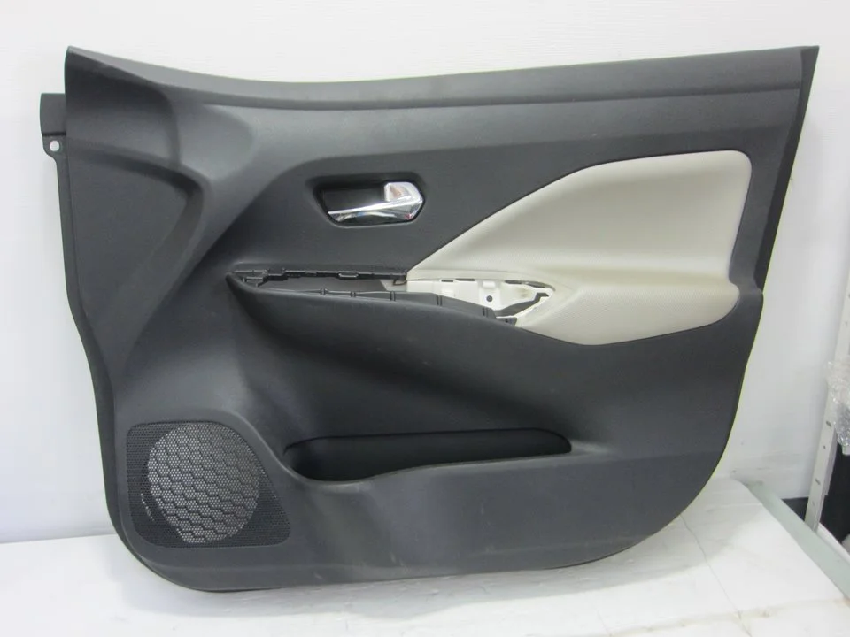 Foto de GUARNECIDO PUERTA DELANTERA DERECHA NISSAN MICRA (K14) 0.9 CAT (90 CV / 66 KW) referencia 809225FA0A