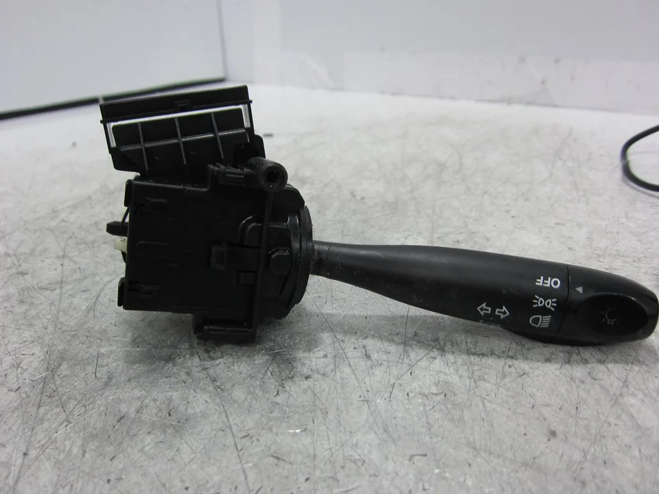 Foto de MANDO LUCES KIA PICANTO (SA) 1.0 CAT (61 CV / 45 KW) referencia 32932A