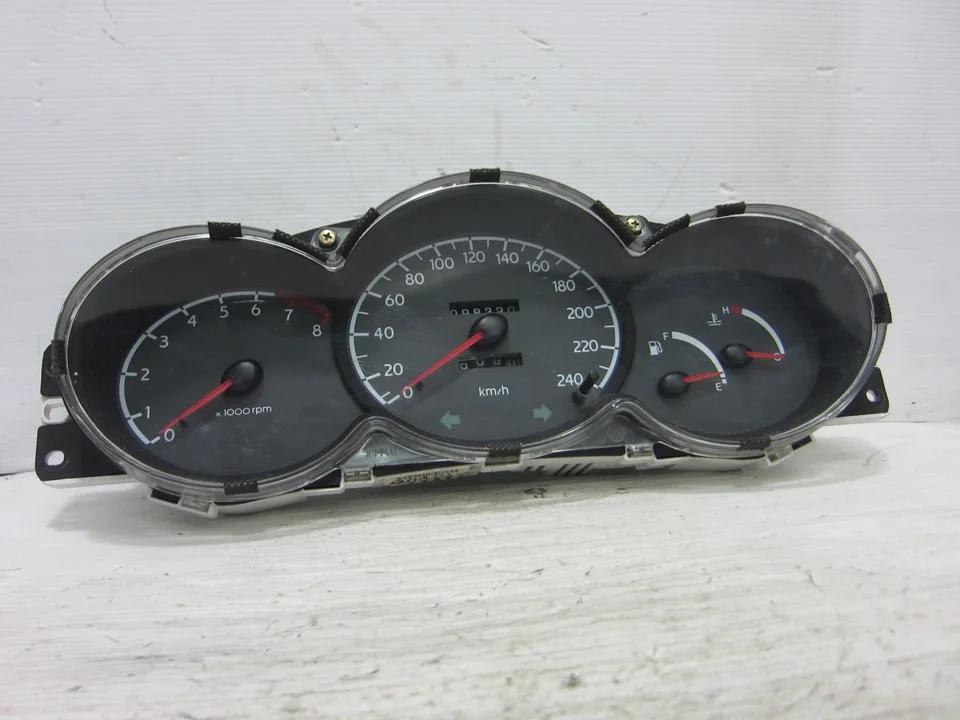 Foto de CUADRO INSTRUMENTOS HYUNDAI COUPE (J2) 1.6 CAT (114 CV / 84 KW) referencia 9400327100