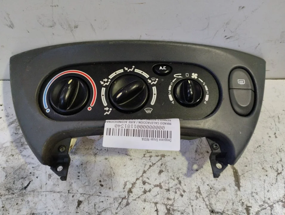 Foto de MANDO CALEFACCION / AIRE ACONDICIONADO RENAULT SCENIC I (JA...) 1.4 16V (95 CV / 70 KW) referencia 102042