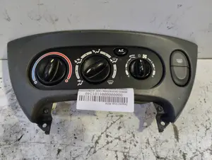 Foto de MANDO CALEFACCION / AIRE ACONDICIONADO RENAULT SCENIC I (JA...) 1.4 16V (95 CV / 70 KW) referencia 102042