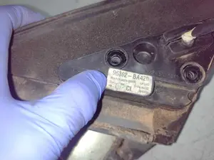 Foto de RETROVISOR IZQUIERDO NISSAN PRIMERA BERLINA (P12) 1.9 16V Turbodiesel CAT (120 CV / 88 KW) referencia 96302BA420 foto 4