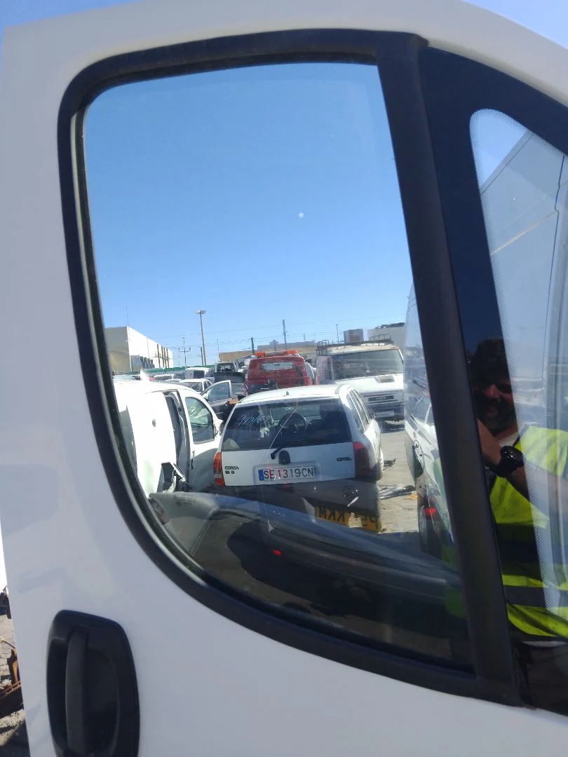 Foto de LUNA DELANTERA DERECHA FIAT DUCATO 3 MAXI FURGÓN TS 35 (295) 2.3 JTD CAT (131 CV / 96 KW) referencia 46864290