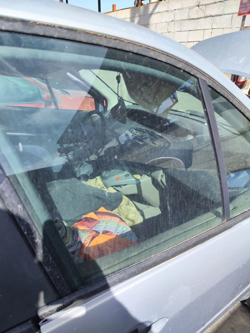 Foto de LUNA DELANTERA DERECHA RENAULT SCENIC II 1.5 dCi Diesel (101 CV / 74 KW)