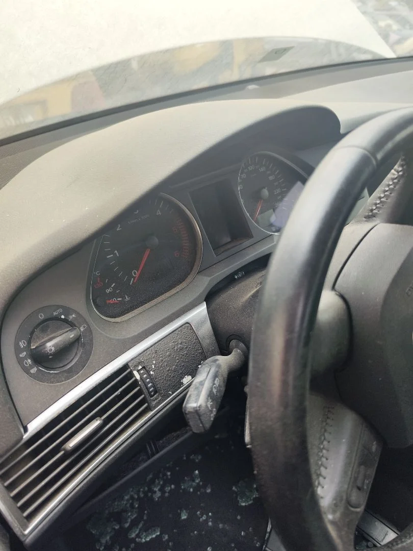Foto de CUADRO INSTRUMENTOS AUDI A6 BERLINA (4F2) 2.0 TDI (140 CV / 103 KW)
